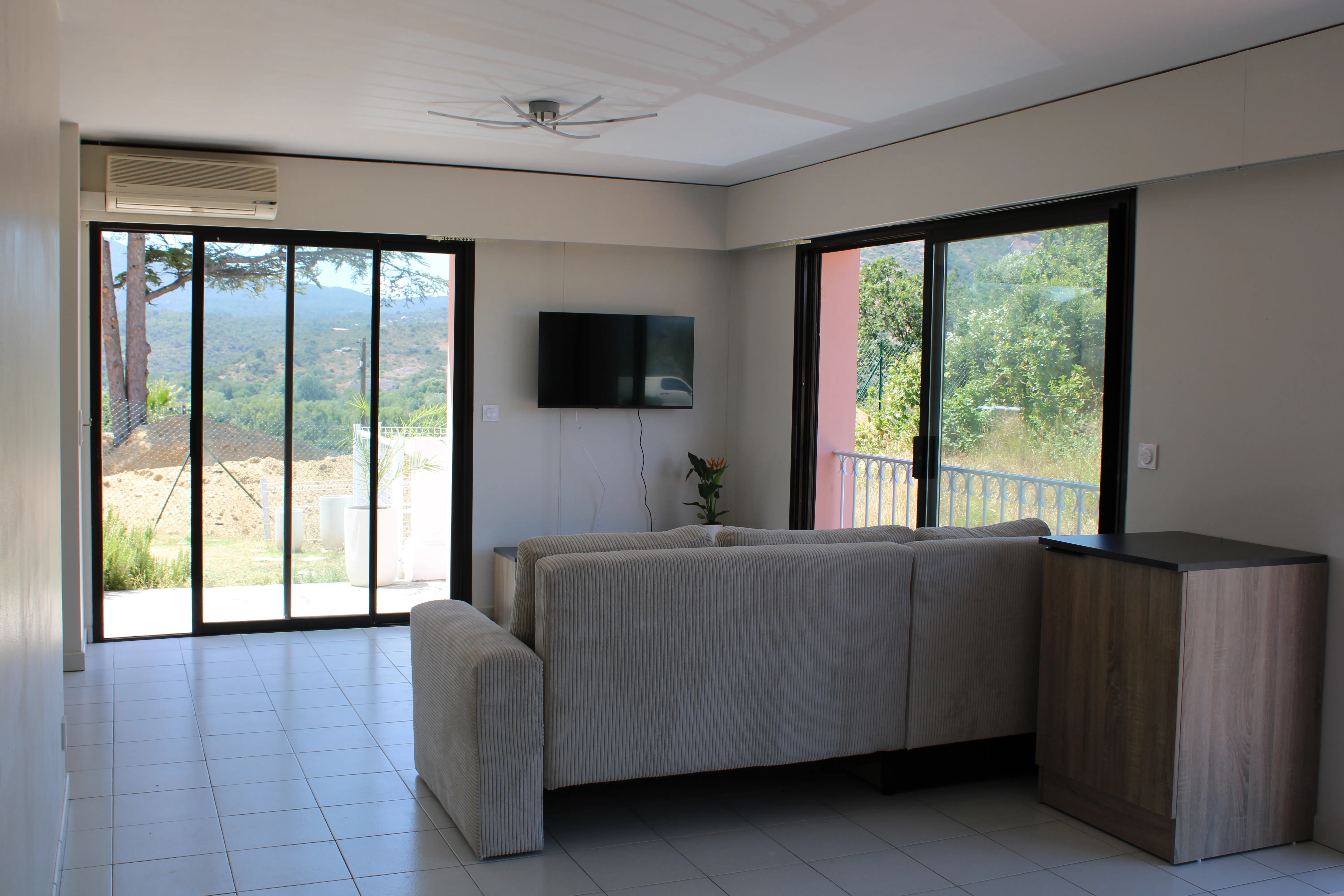 Petit salon de la chambre 1