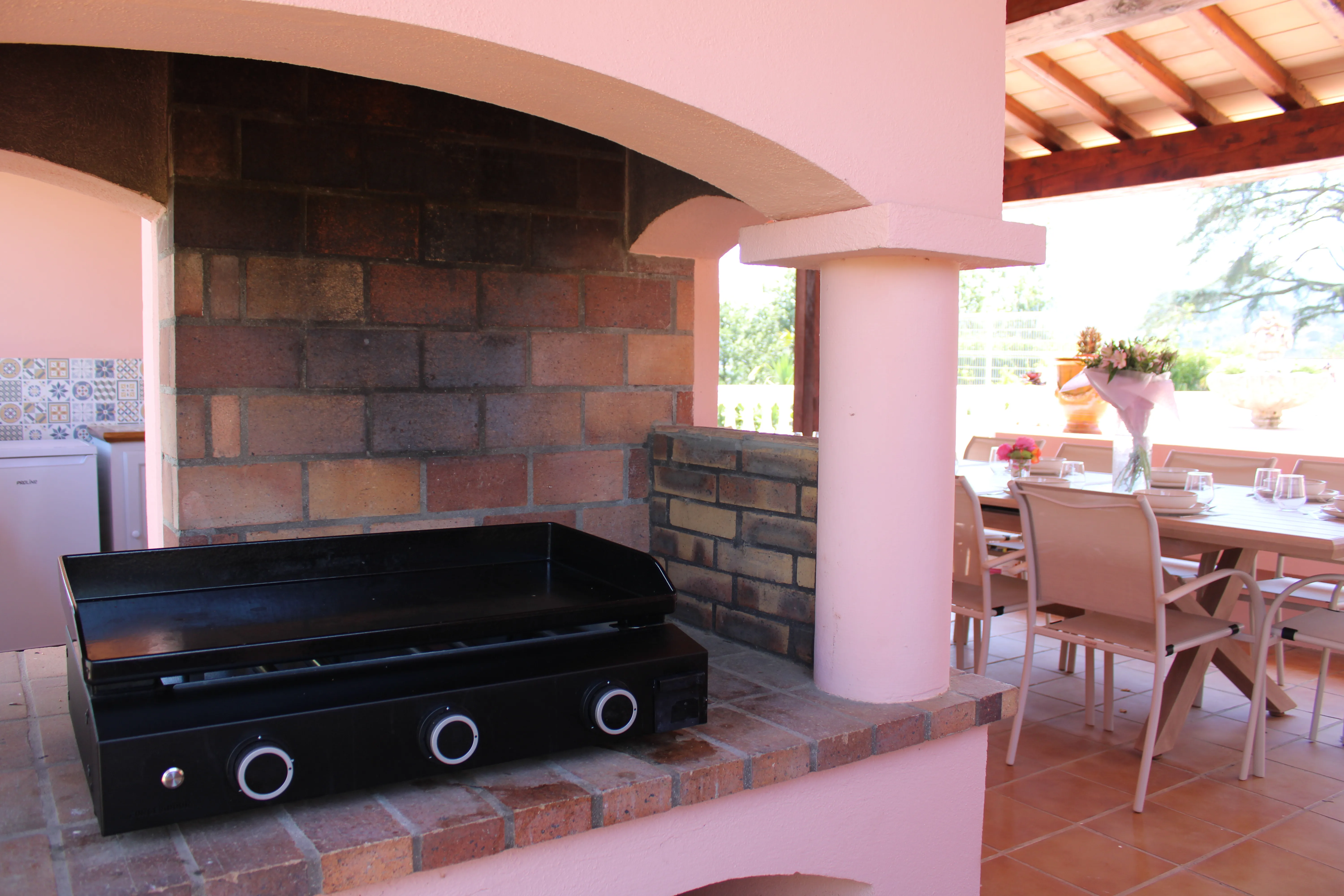 Pool house